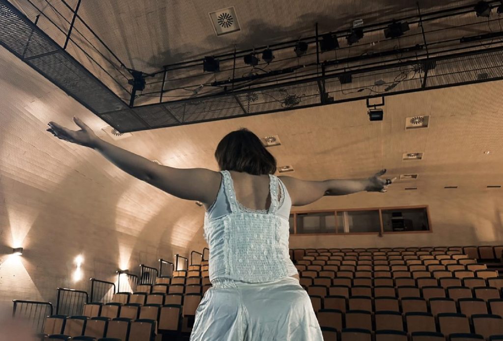 Cuerpos en escena